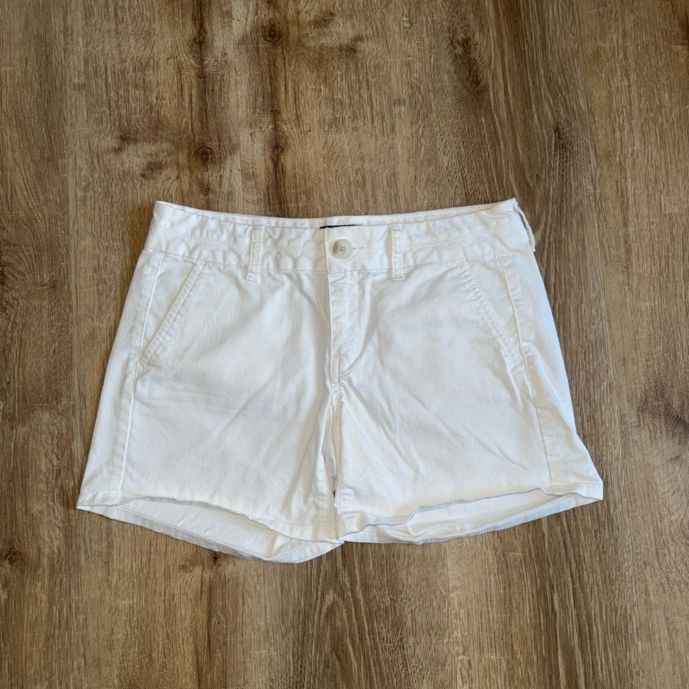 American Eagle Outfitters Women's Cream Shorts